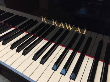 カワイ グランドピアノ GM-12G